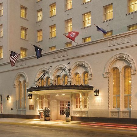 Отель Hilton Baton Rouge Capitol Center Экстерьер фото
