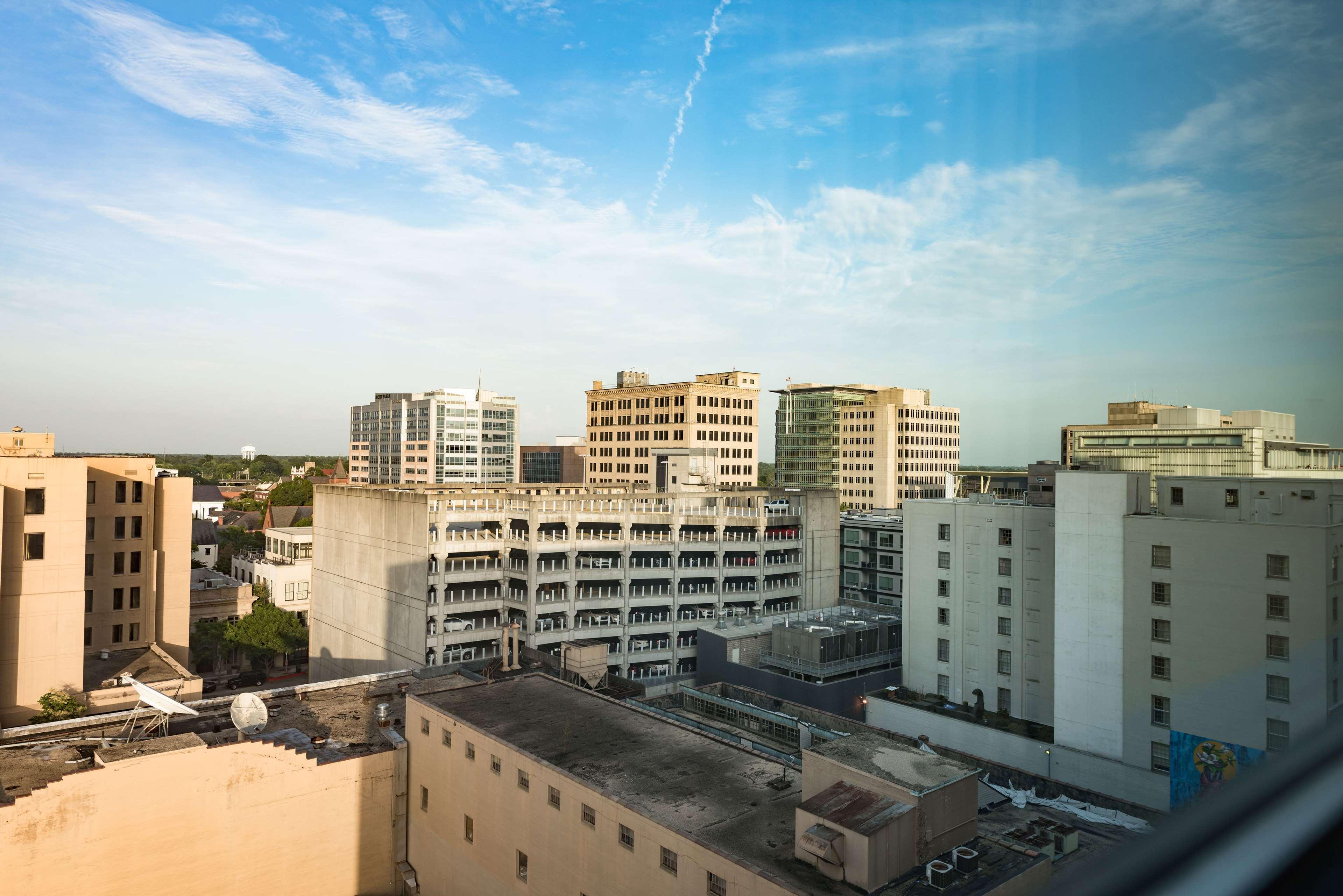 Отель Hilton Baton Rouge Capitol Center Экстерьер фото