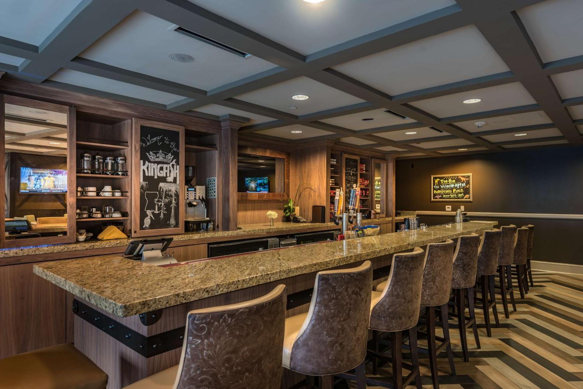 Отель Hilton Baton Rouge Capitol Center Экстерьер фото