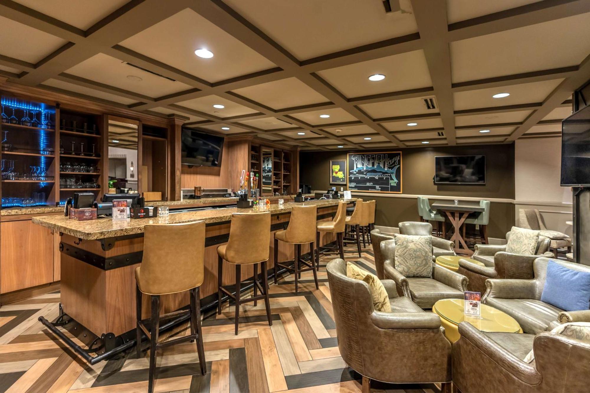 Отель Hilton Baton Rouge Capitol Center Экстерьер фото