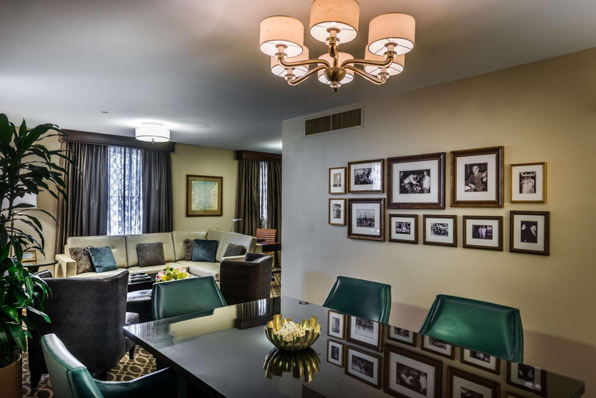 Отель Hilton Baton Rouge Capitol Center Экстерьер фото