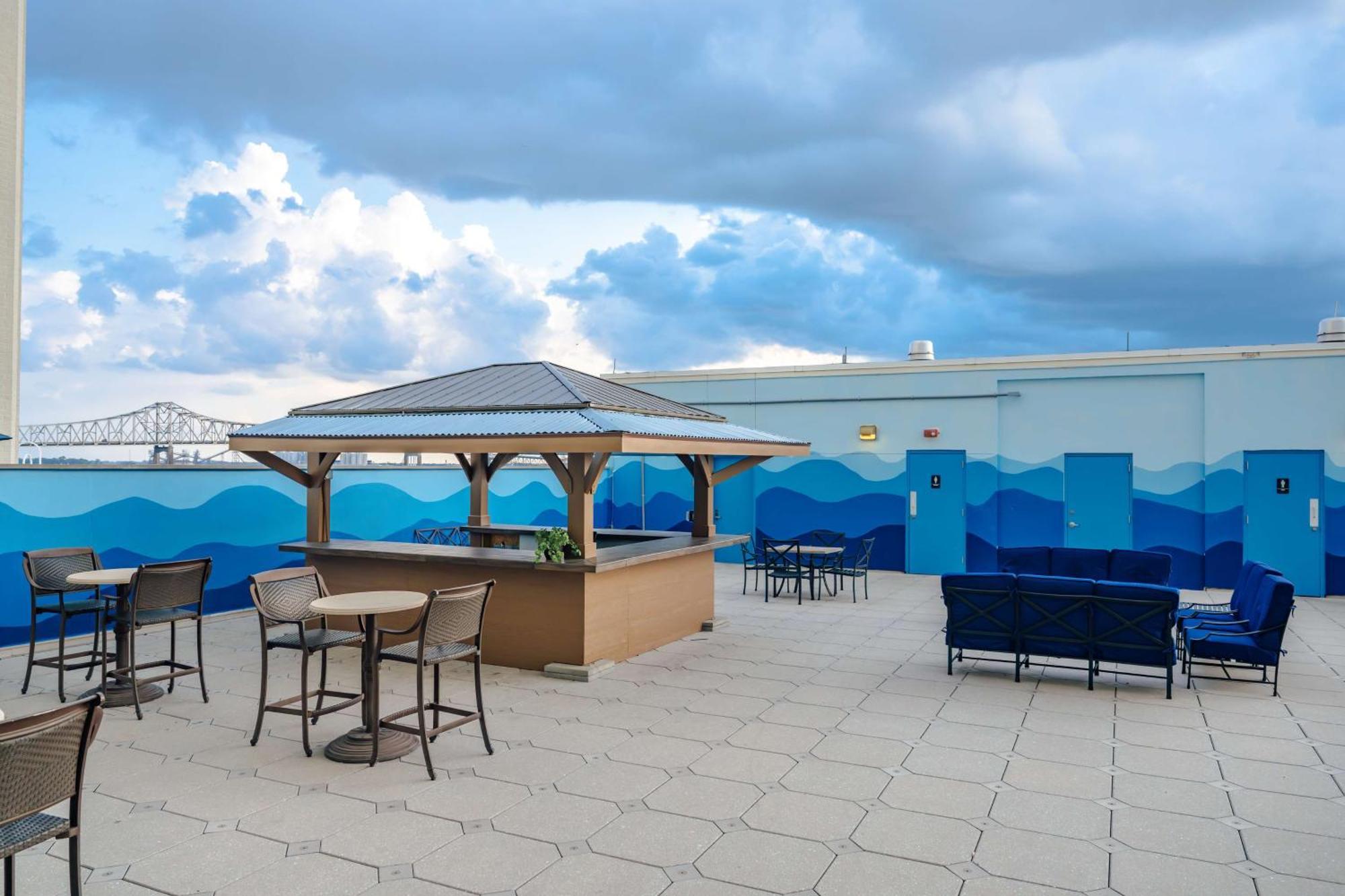 Отель Hilton Baton Rouge Capitol Center Экстерьер фото
